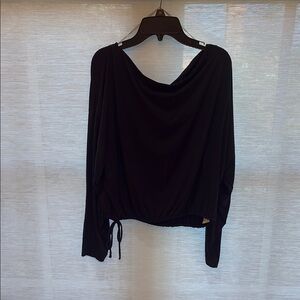 Athlete size M drawstring top perfect condition!